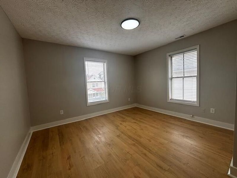 33 S Cypress Avenue , Columbus, OH 43222 Photo 9