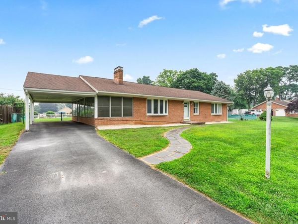 18219 SUMMERLIN DRIVE , HAGERSTOWN, MD 21740