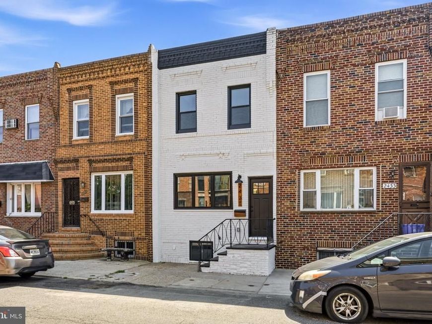 2431 9th Street S, Philadelphia, PA 19148 Main Photo