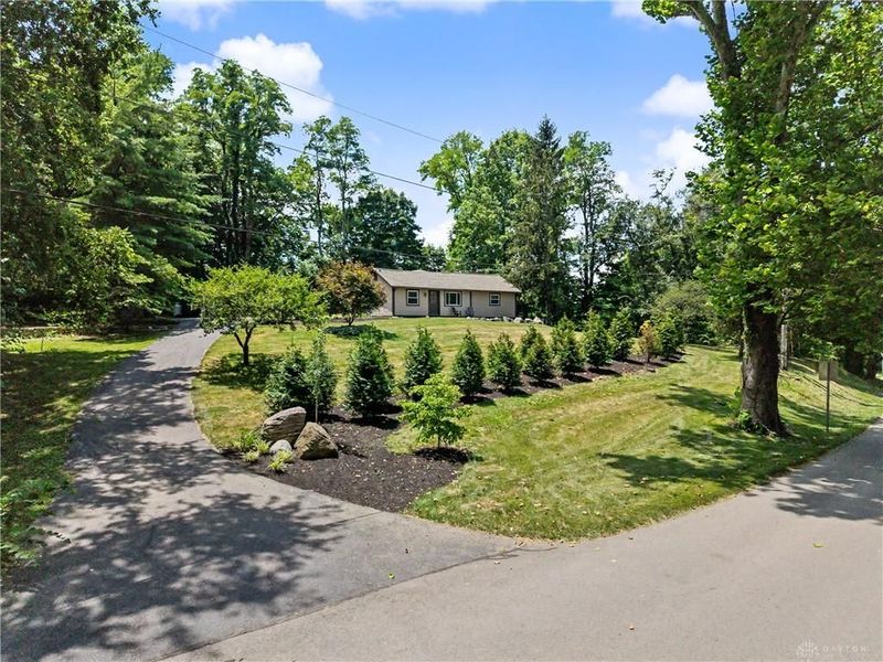 416 Aullwood Road, Butler Township, OH 45414 Photo 2