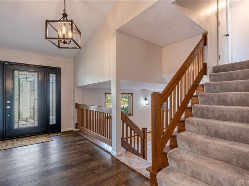 1872 Sugar Run Trail, Bellbrook, OH 45305 Photo 3