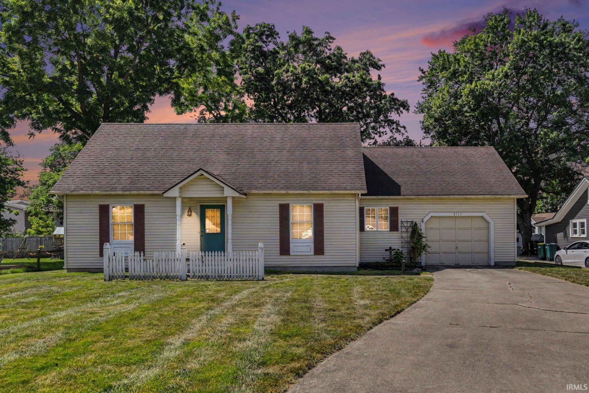 3711 Vistula Road, Mishawaka, IN 46544 Main Photo