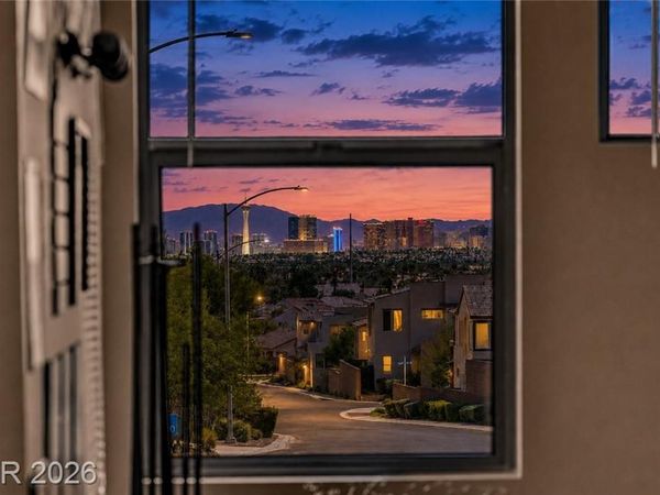 508 Monarch Ridge Court, North Las Vegas, NV 89084