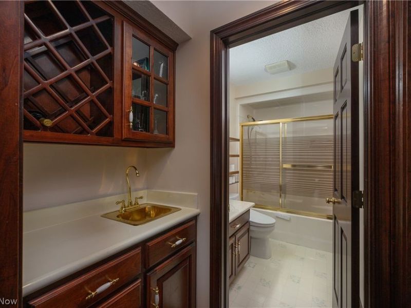 598 Saguaro Place, Barberton, OH 44203 Photo 21