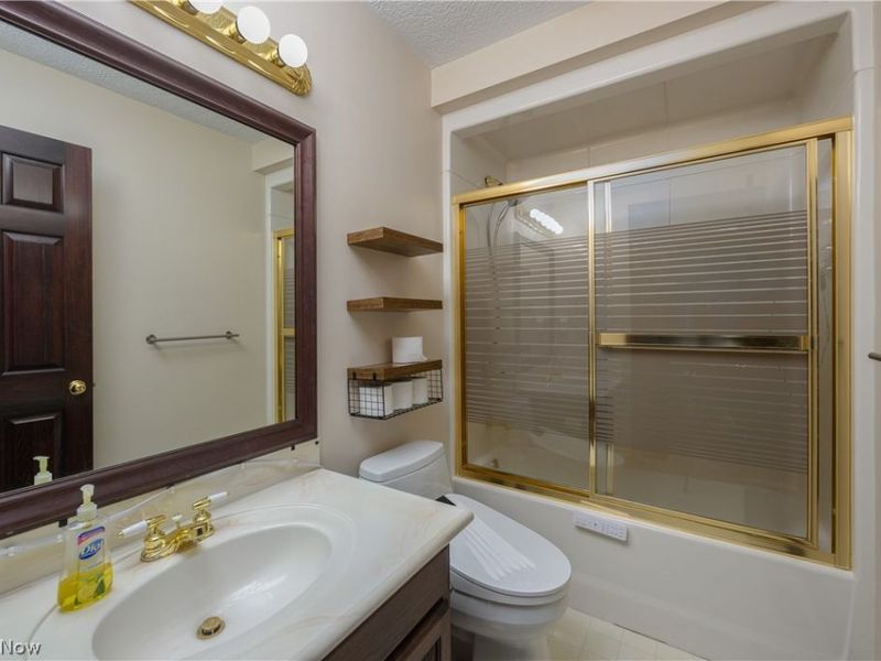 598 Saguaro Place, Barberton, OH 44203 Photo 24