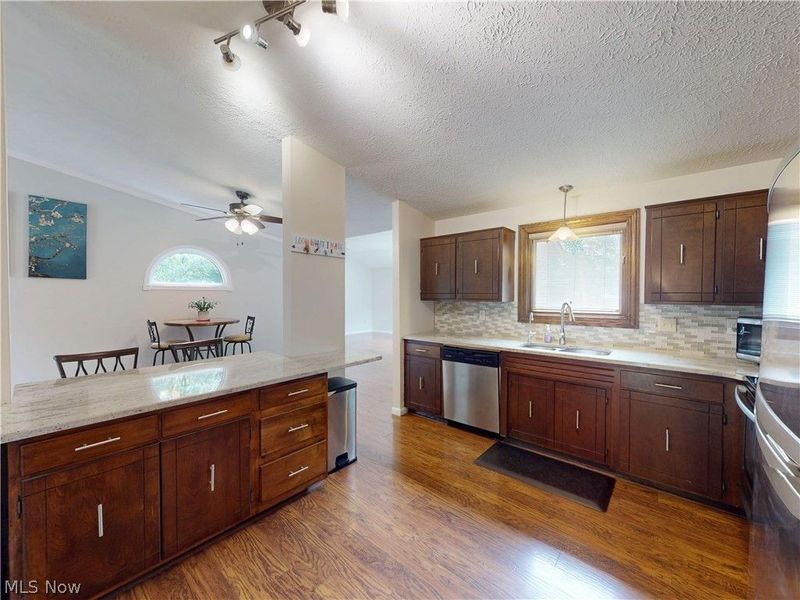 5484 Vermouth Street NW, North Canton, OH 44720 Photo 11