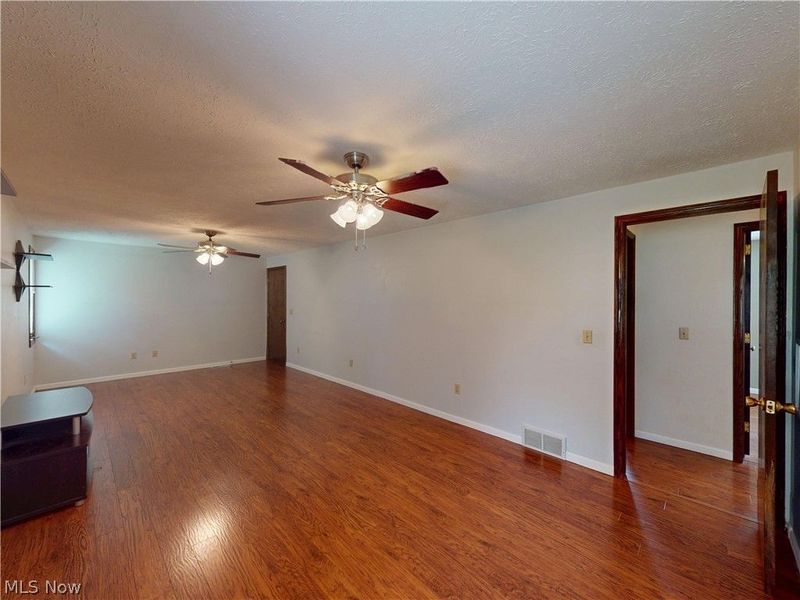 5484 Vermouth Street NW, North Canton, OH 44720 Photo 15