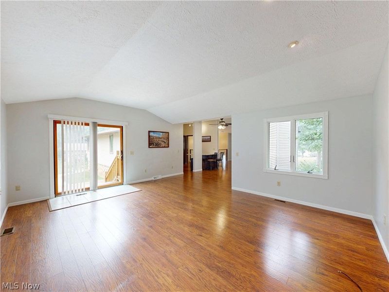 5484 Vermouth Street NW, North Canton, OH 44720 Photo 7