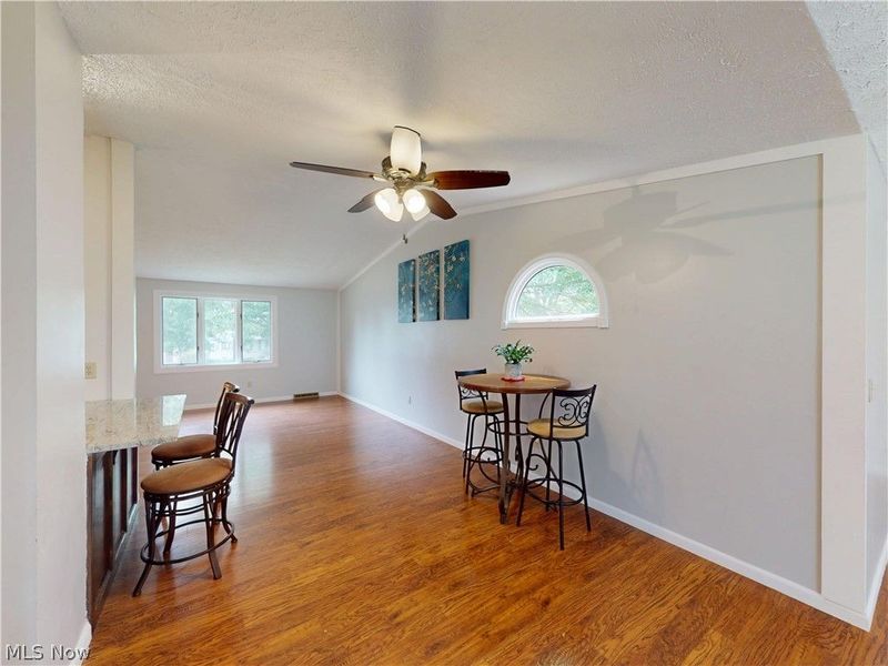 5484 Vermouth Street NW, North Canton, OH 44720 Photo 9