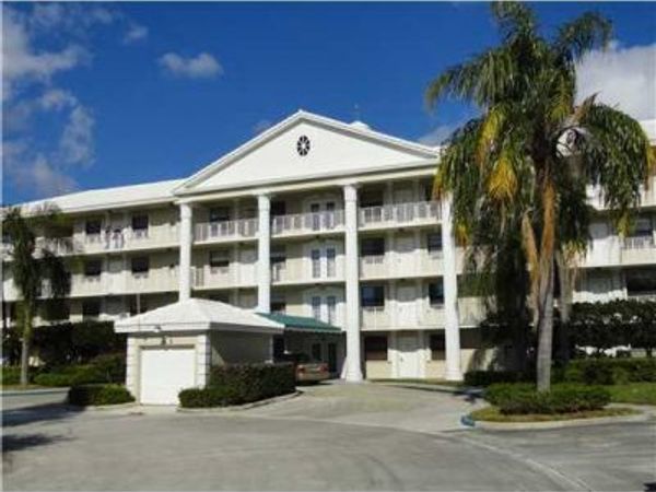 3501 Village Boulevard, Unit 304, West Palm Beach, FL 33409