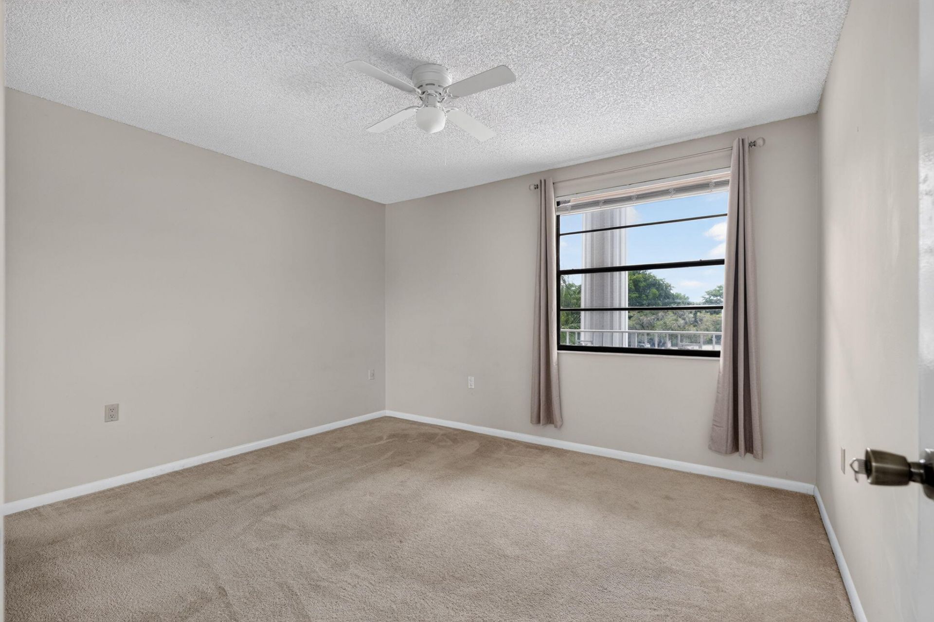 3501 Village Boulevard, Unit 304, West Palm Beach, FL 33409 Photo