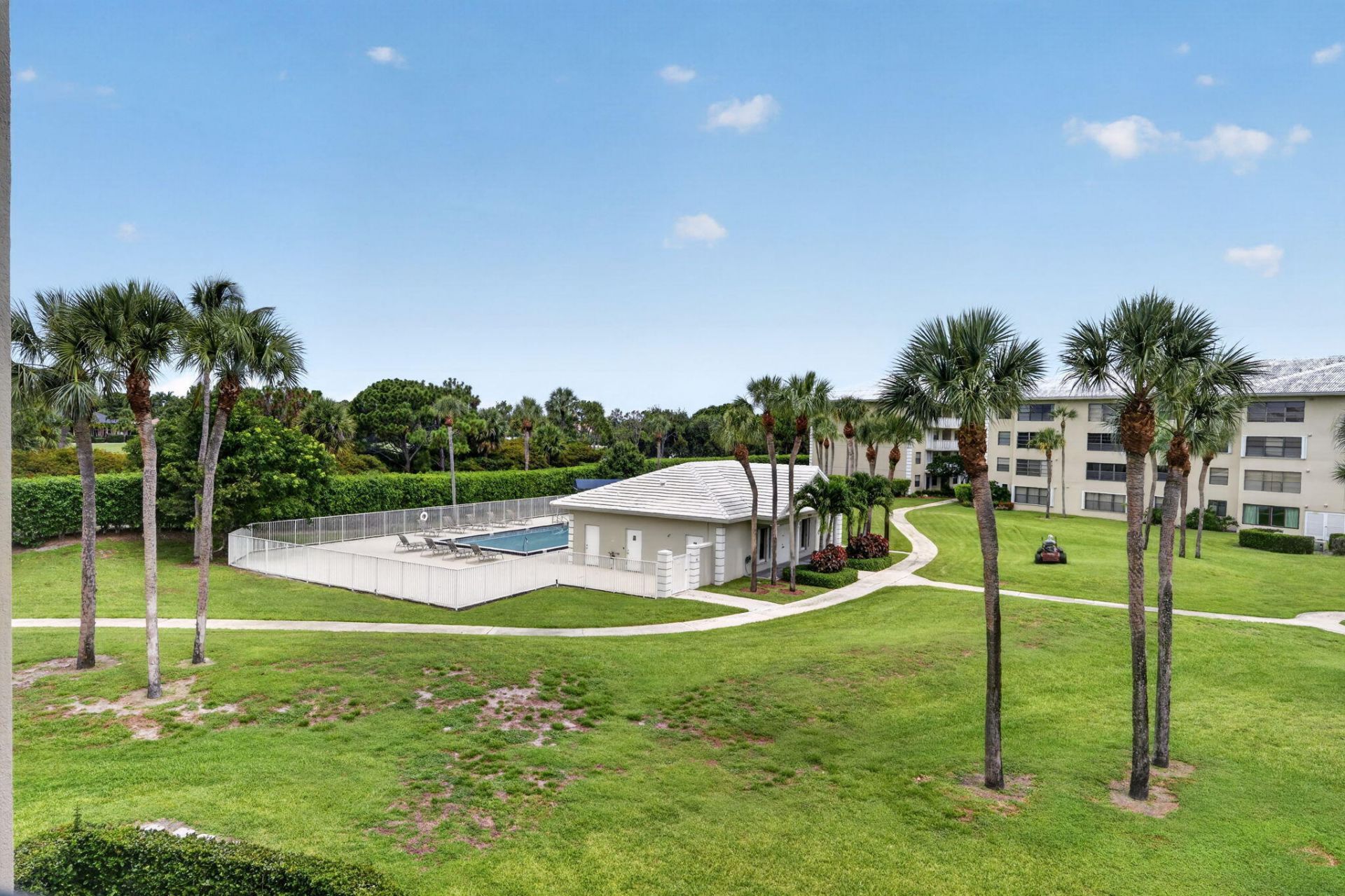 3501 Village Boulevard, Unit 304, West Palm Beach, FL 33409 Photo
