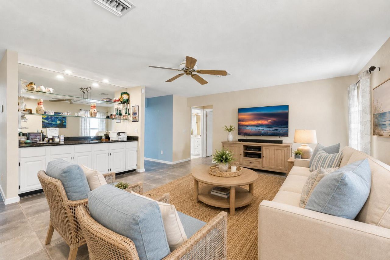 7407 Hazelwood Circle, Lake Worth, FL 33467 Photo