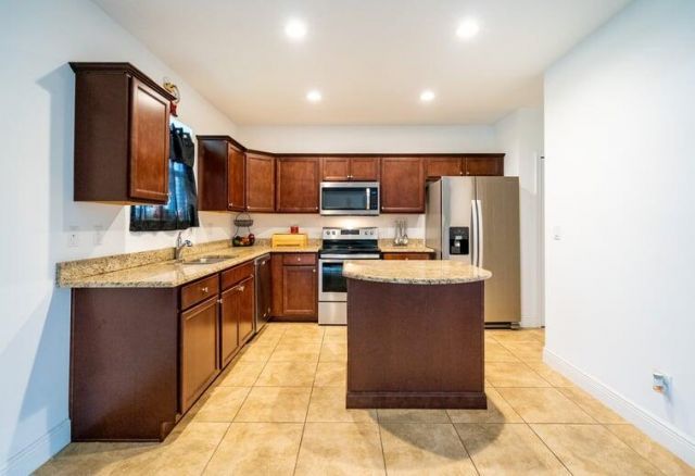 416 Seafoam Circle, Fort Pierce, FL 34945 Photo