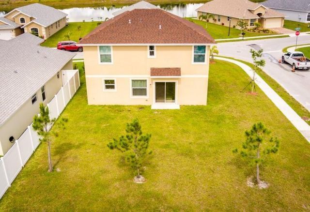 416 Seafoam Circle, Fort Pierce, FL 34945 Photo