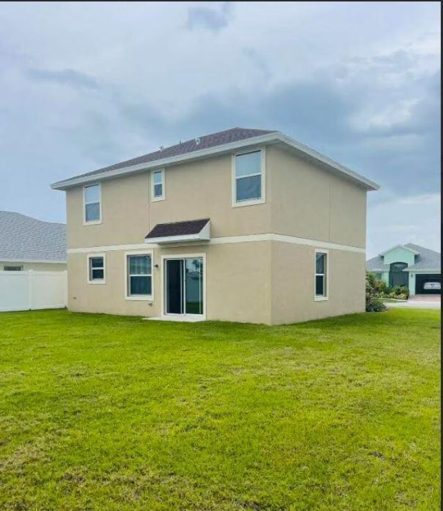 416 Seafoam Circle, Fort Pierce, FL 34945 Photo