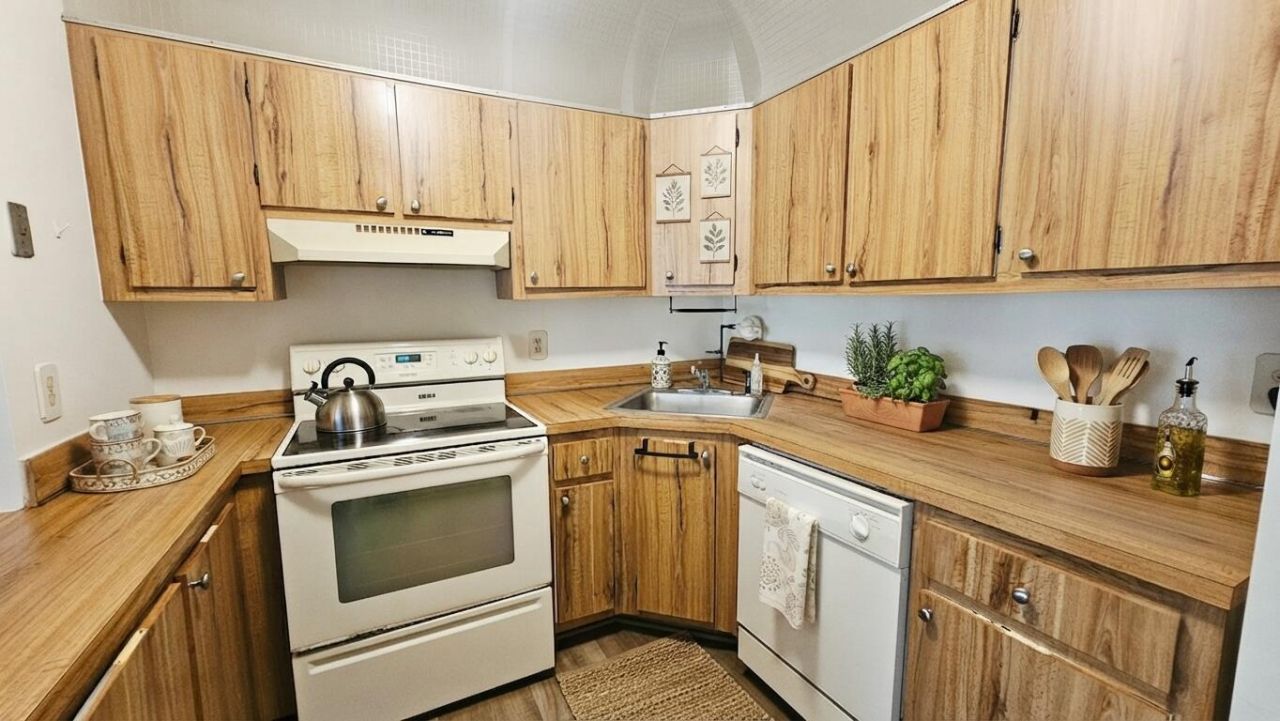 4807 Sable Pine Circle, Unit B1, West Palm Beach, FL 33417 Photo