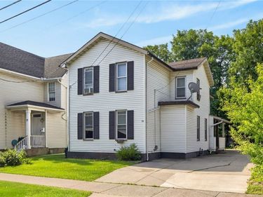 19 Waverly Place, Rochester, NY 14608