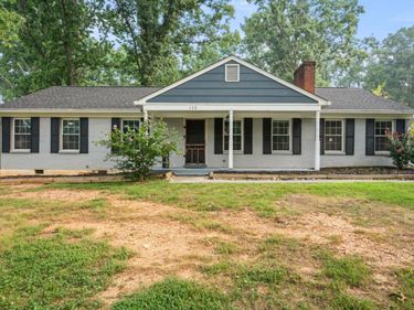 153 Holcombe Road, Lynchburg, VA 24502
