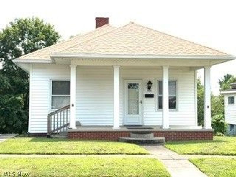 1936 Creston Road , Cambridge, OH 43725 Photo 1