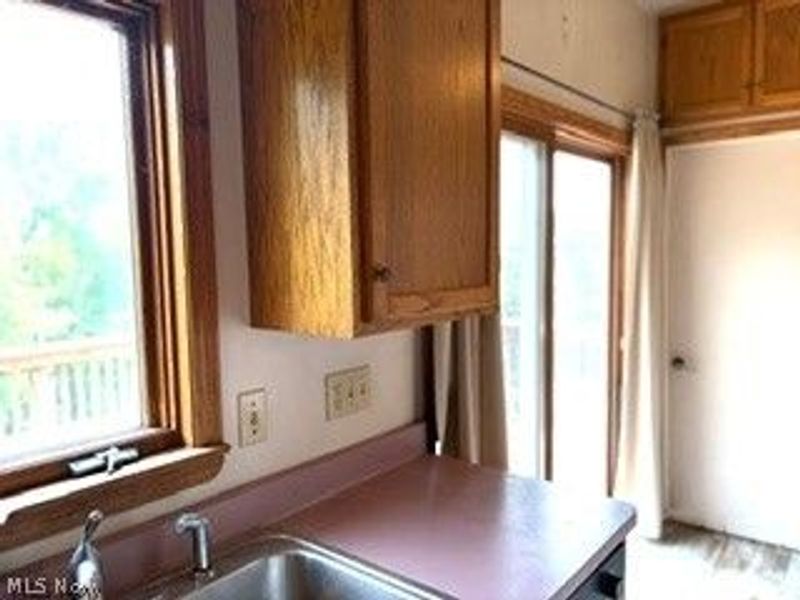 1936 Creston Road , Cambridge, OH 43725 Photo 15