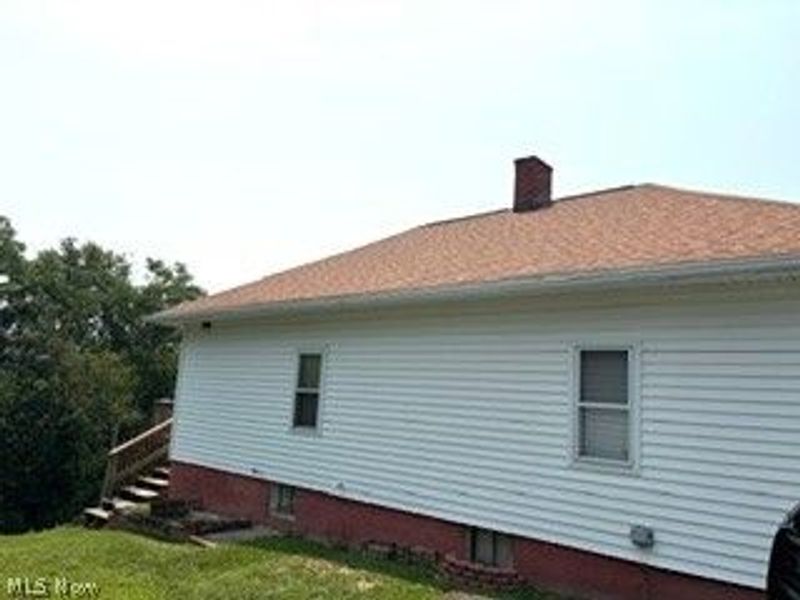 1936 Creston Road , Cambridge, OH 43725 Photo 4
