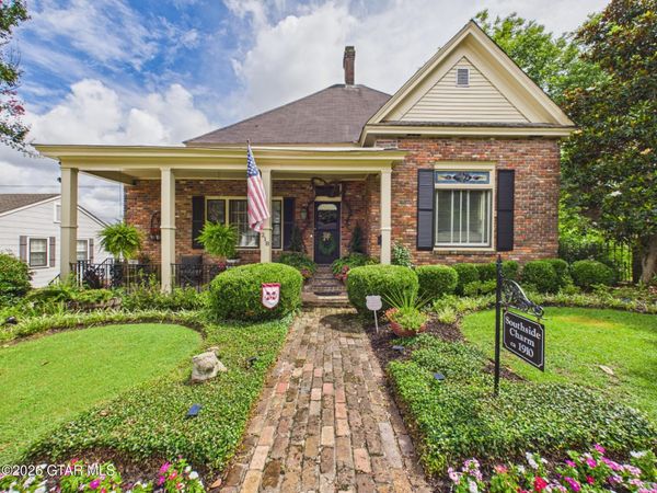 218 S 7th Avenue, Columbus, MS 39701