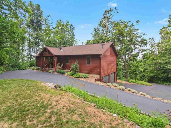 6985 S Pleasantview Road, Harbor Springs, MI 49740