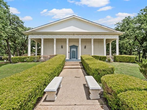 1200 Circle Lane, Bedford, TX 76022