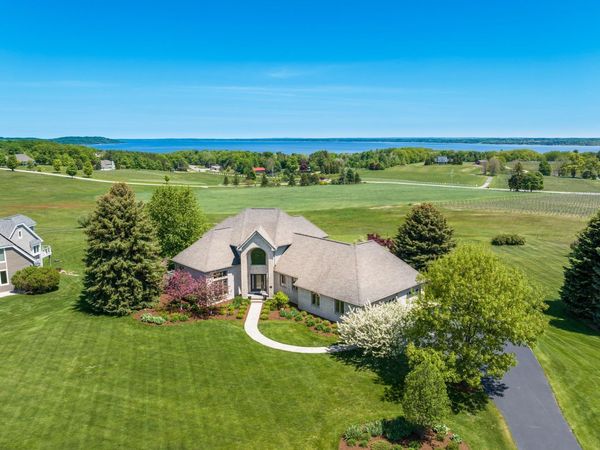 7852 Underwood Ridge, Traverse City, MI 49686