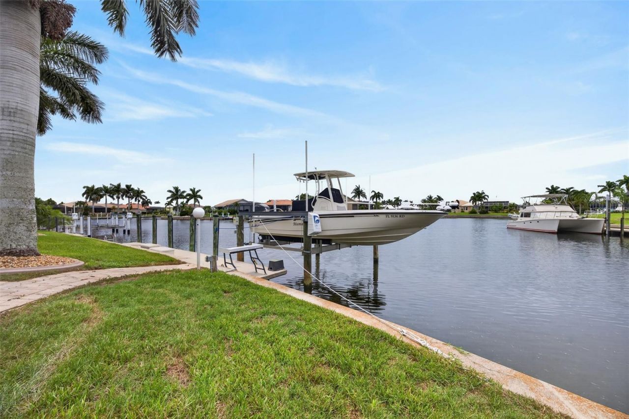 2018 Deborah Drive, Punta Gorda, FL 33950 Photo