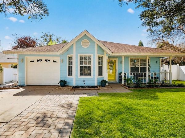 1580 DORSET DRIVE, MOUNT DORA, FL 32757