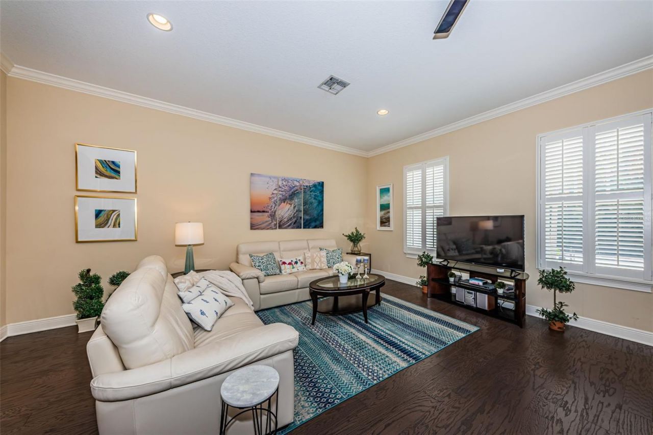 7010 Grevilla Avenue S, South Pasadena, FL 33707 Photo