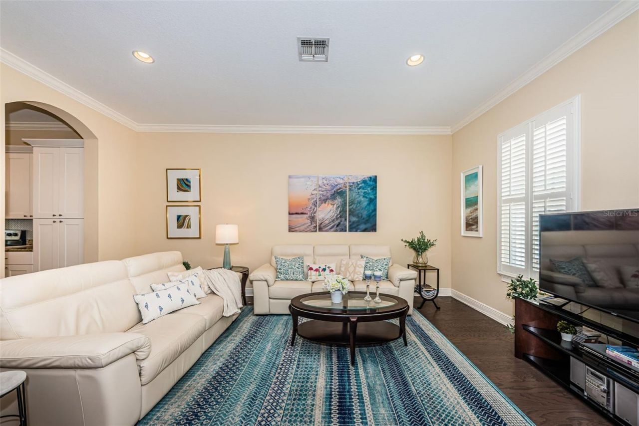 7010 Grevilla Avenue S, South Pasadena, FL 33707 Photo