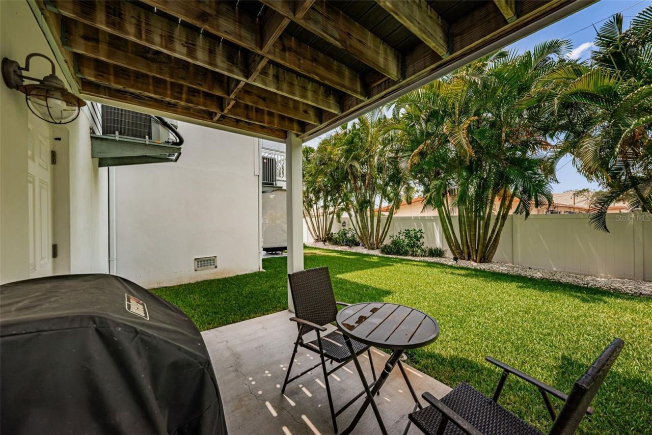 7010 Grevilla Avenue S, South Pasadena, FL 33707 Photo