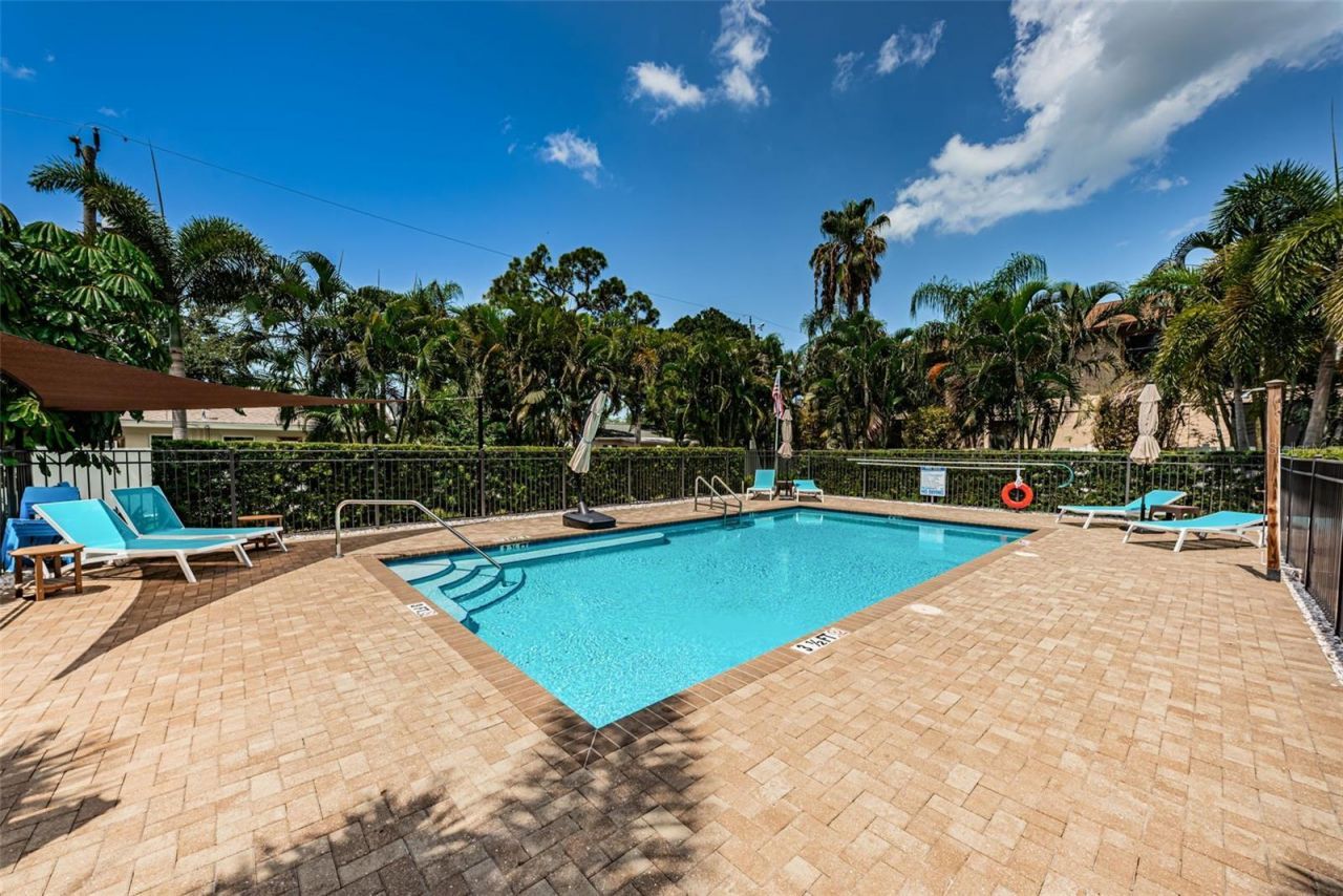 7010 Grevilla Avenue S, South Pasadena, FL 33707 Photo