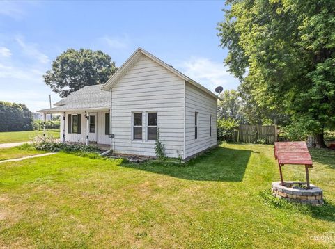 Main Photo