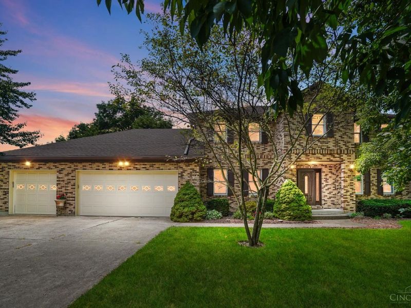 7473 Amy Beth Court, West Chester, OH 45069 Photo 1