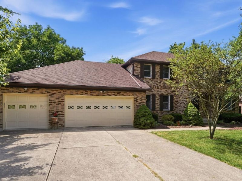 7473 Amy Beth Court, West Chester, OH 45069 Photo 3