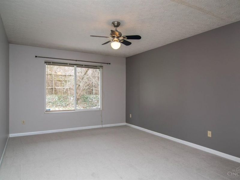 870 Southmeadow Circle, Springfield Twp., OH 45231 Photo 14