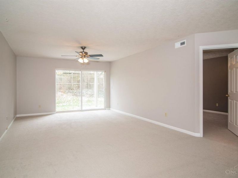 870 Southmeadow Circle, Springfield Twp., OH 45231 Photo 5