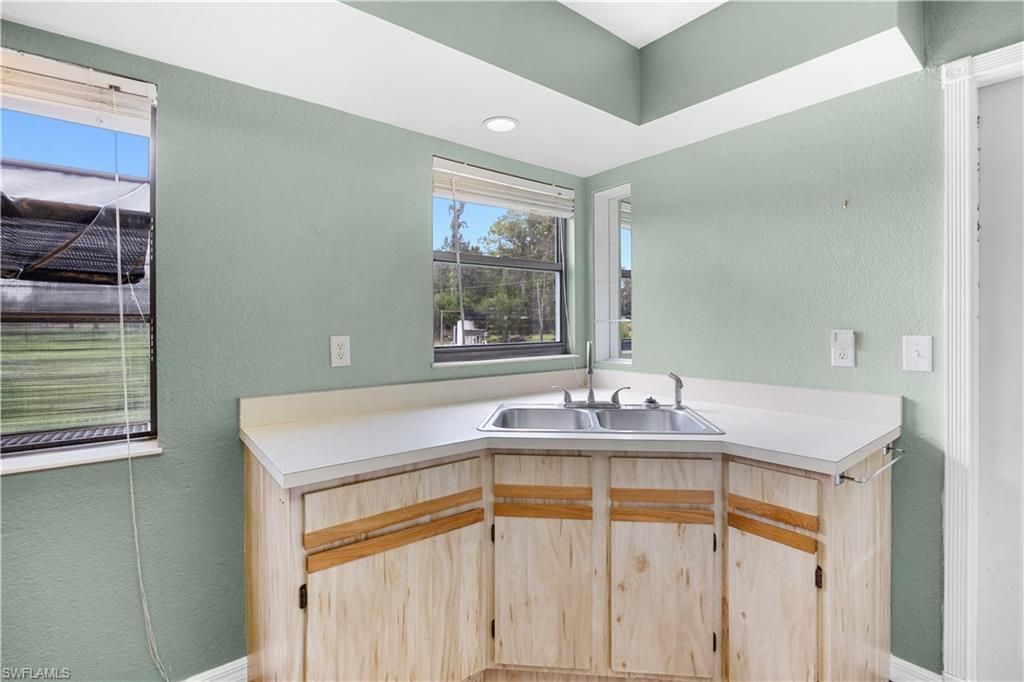 21680 N River Rd , Alva, FL 33920 Photo