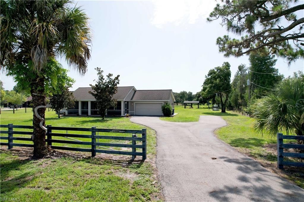 21680 N River Rd , Alva, FL 33920 Photo