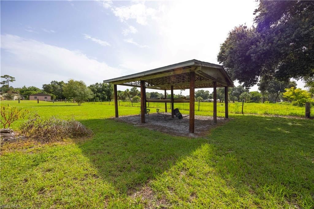 21680 N River Rd , Alva, FL 33920 Photo