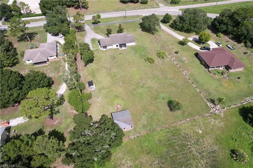 21680 N River Rd , Alva, FL 33920 Photo