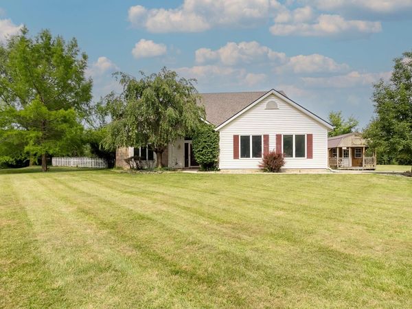 1331 N Finlandia Way, Albion, IN 46701