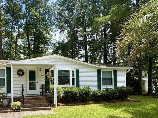 3095 Palmetto Dr. , Murrells Inlet, SC 29576