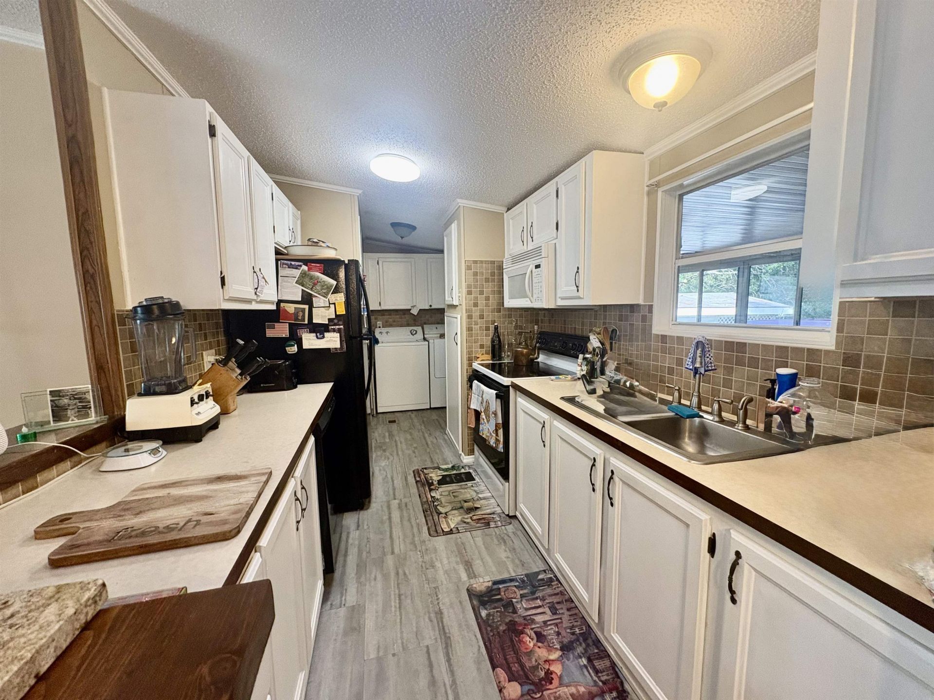 3095 Palmetto Dr. Photo 6