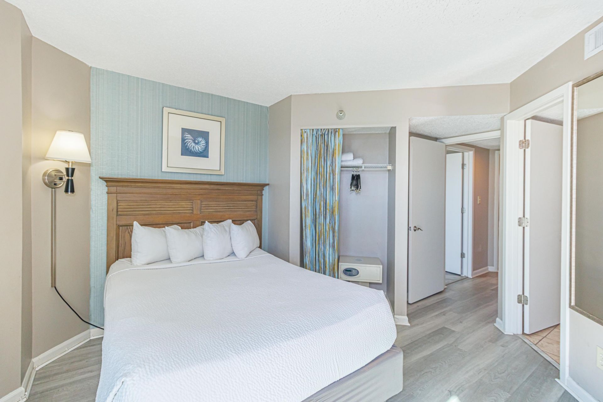 2701 N Ocean Blvd.  Photo 16