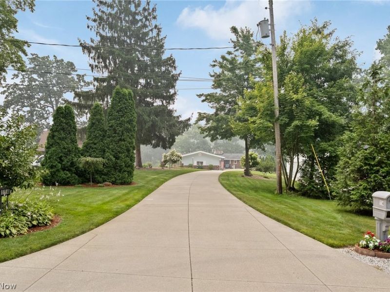114 Lake Front Drive, Green, OH 44319 Photo 10